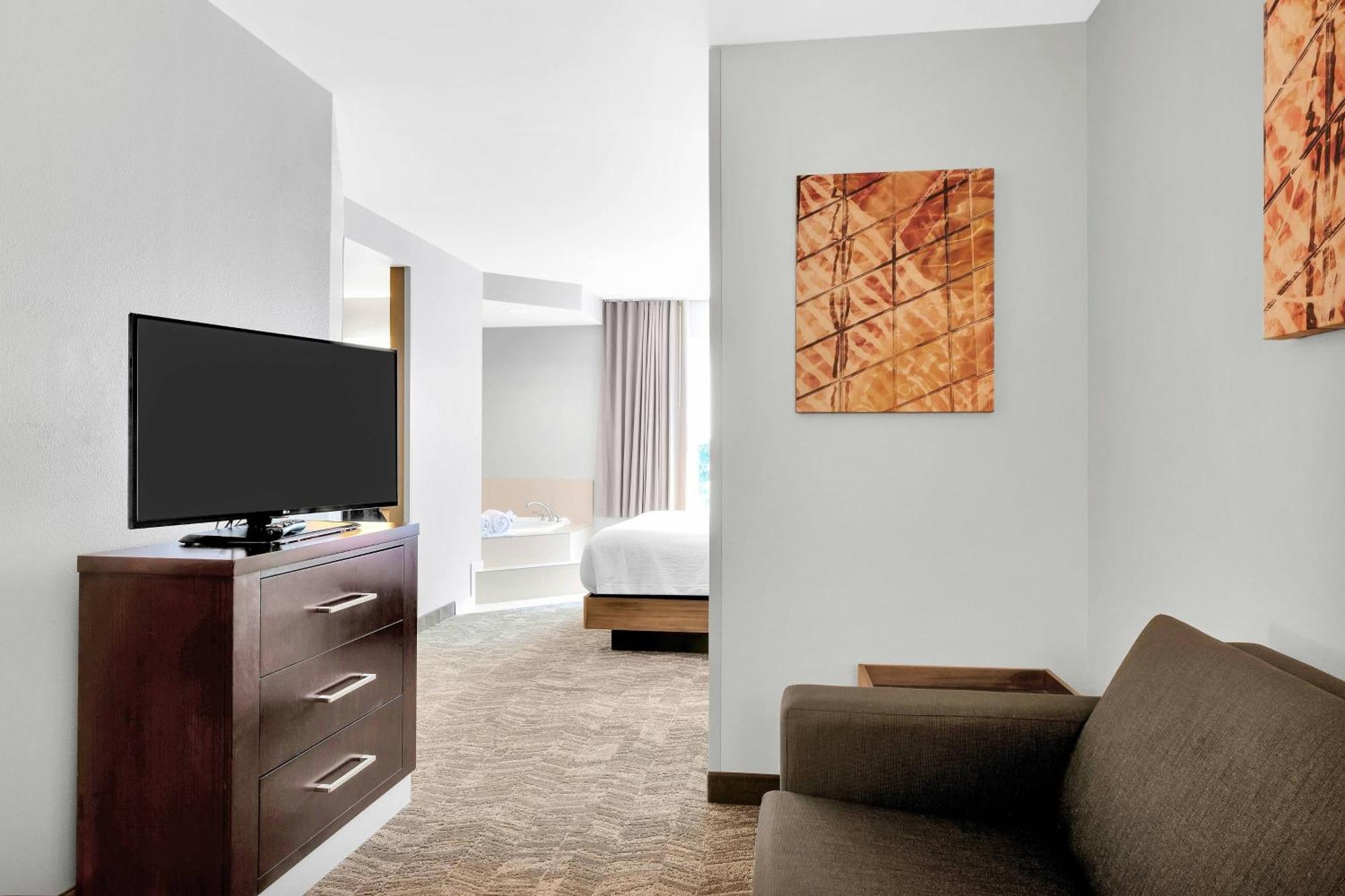 Hotel Springhill By Marriott Westchester County 3*